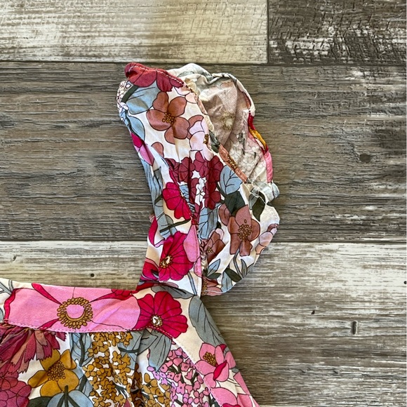 Maxi dress with flutter straps and tears - Picture 3 of 8